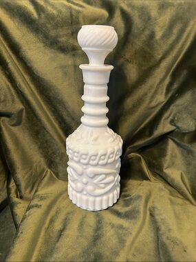 Vintage Jim Bean  decanter white
